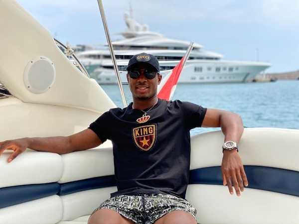 man-utd-odion-ighalo-yacht