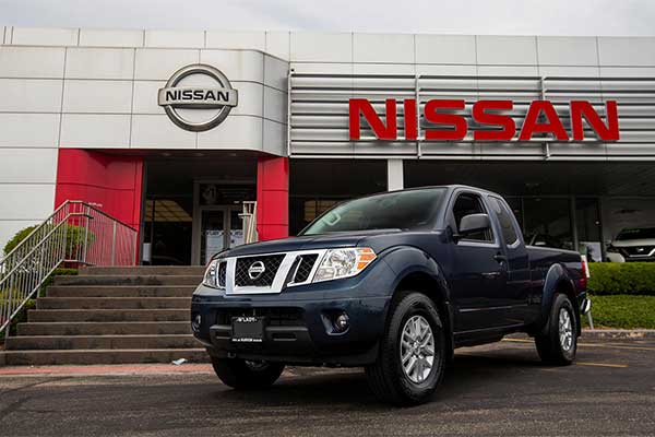 Check Out This Nissan Frontier That Reached The 1m Mile Mark