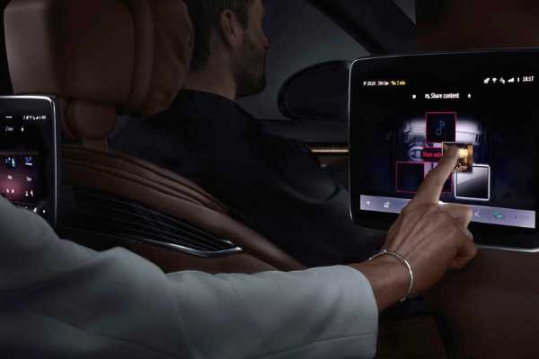 2021-Mercedes-Benz-S-Class-Cabin-Interior