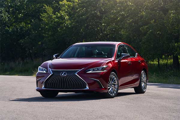 2021 Lexus ES Gets AWD And A New Black Line Special Edition
