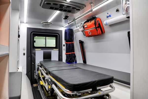 8-wheel-avtoros-shaman-m-atv-ambulance