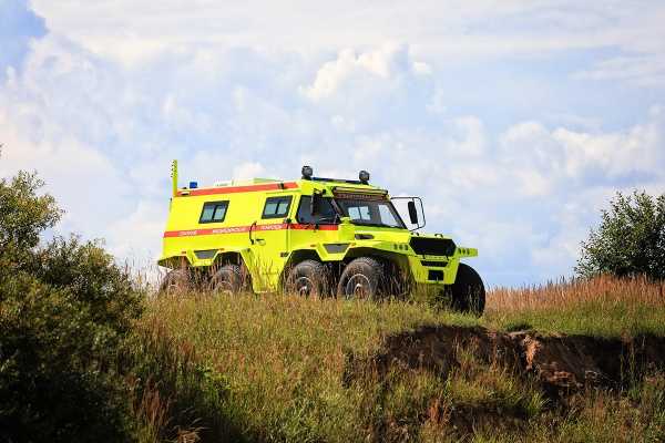 8-wheel-avtoros-shaman-m-atv-ambulance