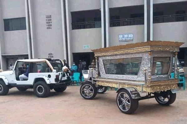 Hearse Used At The Burial Ceremony Of Billionaire Founder Of Tonimas Oil and Gas