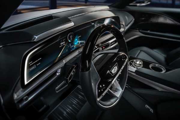 cadillac-lyriq-all-electric-suv