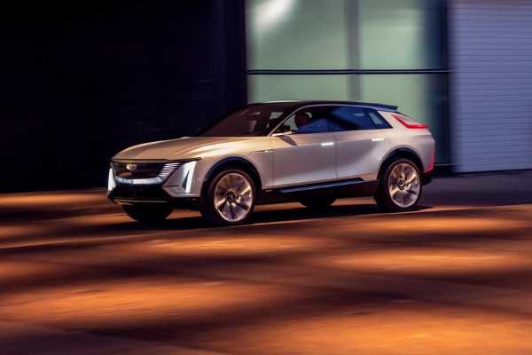 cadillac-lyriq-all-electric-suv