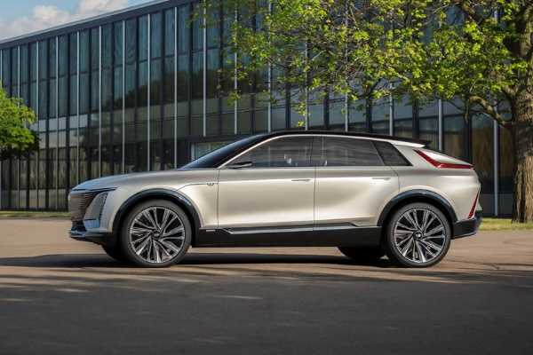 cadillac-lyriq-all-electric-suv