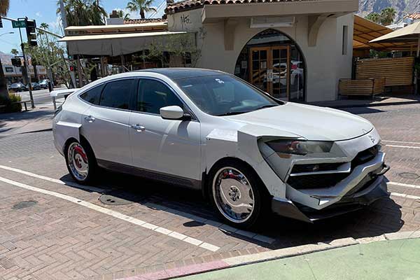 Honda Crosstour Tries To Be A Lamborghini Urus But It Goes Wrong