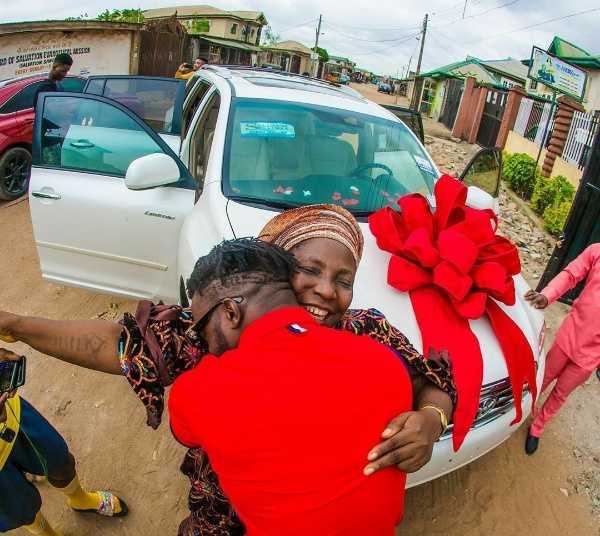 dj-kaywise-gifts-mum-toyota-highlander-suv