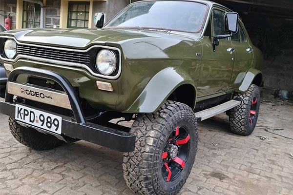 Kenyan Transforms Abandoned Ford Escort MK1 To A Cute Offroader