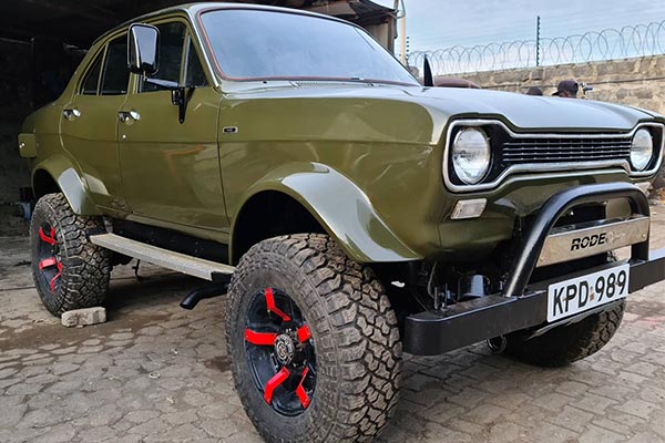 Kenyan Transforms Abandoned Ford Escort MK1 To A Cute Offroader