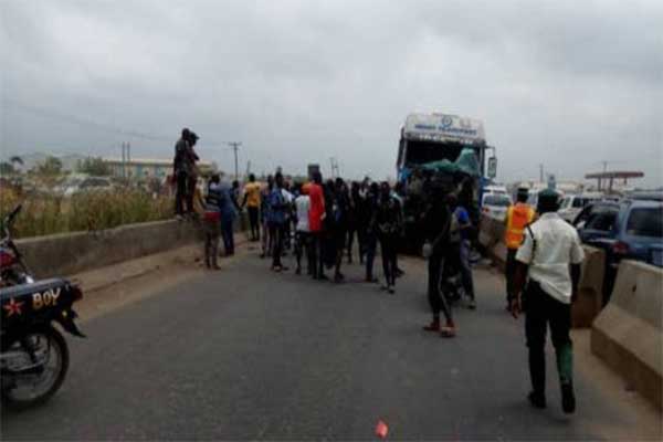 Okada Rider Crushed To Death By A Truck On Lagos/Ibadan Expressway
