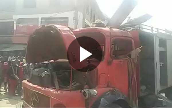 ikpeazu-shuts-down-bakassi-market-destroyed-fire-truck