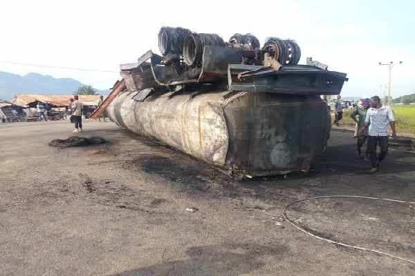 Three Injured As Fuel Tanker Falls, Explodes In Bauchi