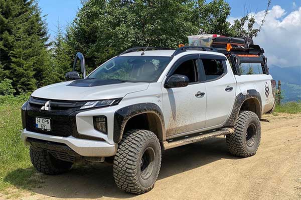 Mitsubishi L200 Looking Like A Beast In This Awesome Body kit