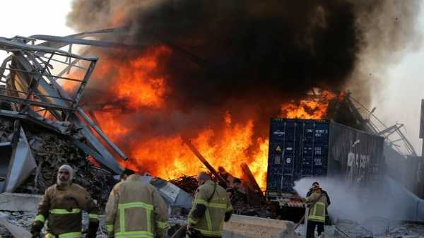 explosion-damaged-cars-lebanon