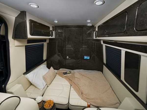 mercedes-sprinter-daycruiser-144