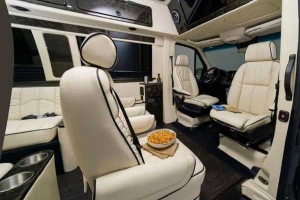 mercedes-sprinter-daycruiser-144