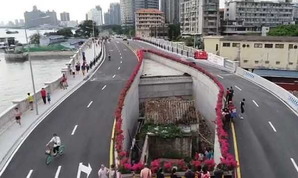 motorway-built-around-tiny-house-china