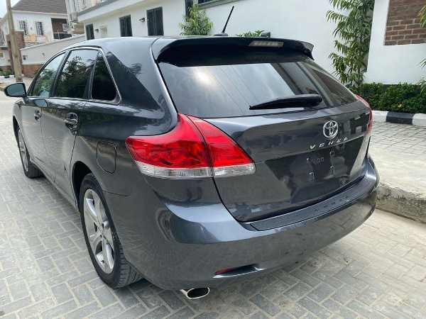 nigerian-actress-didi-ekanem-gifts-herself-toyota-venza-suv-ahead-of-birthday