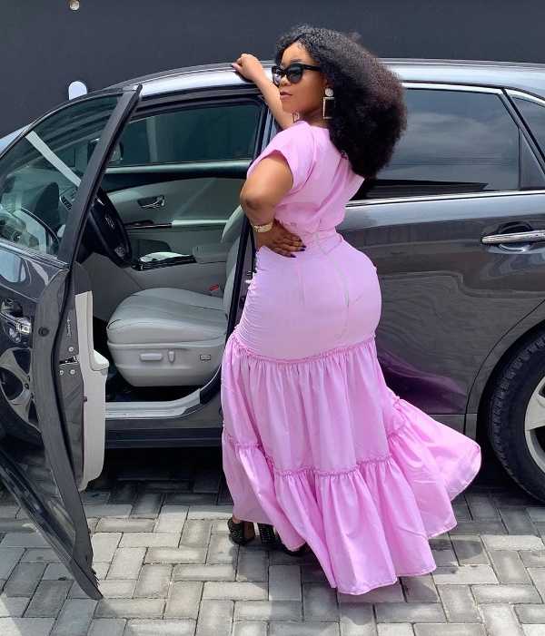 nigerian-actress-didi-ekanem-gifts-herself-toyota-venza-suv-ahead-of-birthday