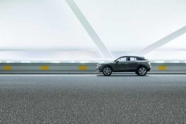 photographer-audi-q2-miniature-scale-model-car