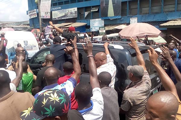 Senator Orji Uzor Kalu Storms Aba With Toyota Land Cruiser And Range Rover Sport