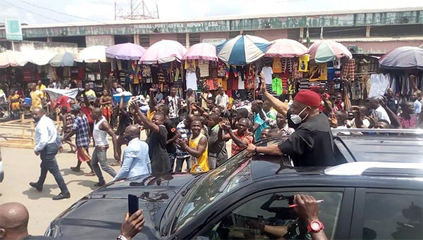 Senator Orji Uzor Kalu Storms Aba With Toyota Land Cruiser And Range Rover Sport