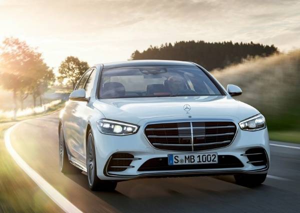 Mercedes-Benz Apologizes To Customers, Recalls 1,400 New-Gen 2021 S-Class Due To Steering Issues - autojosh 