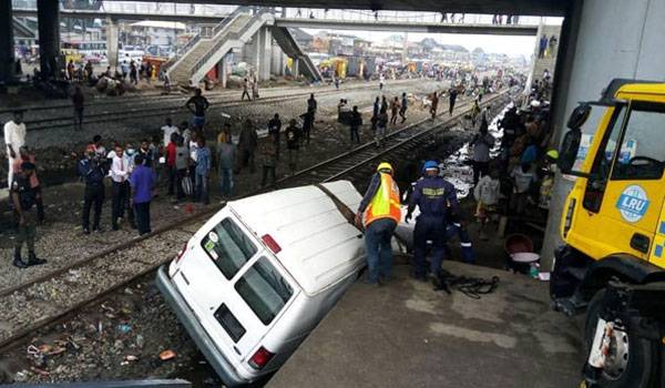 BREAKING: Ford Bus Collides With Moving Train At Oshodi 