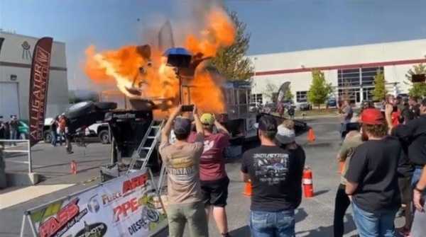 diesel-truck-master-shredder-explodes-3000hp