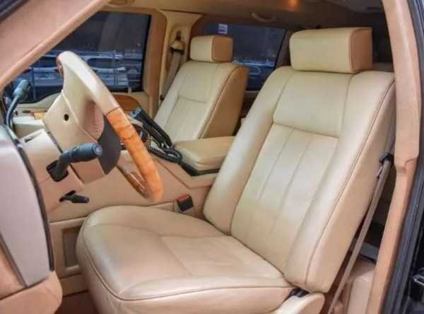 king-of-jordans-bulletproof-ford-limo-is-on-sale