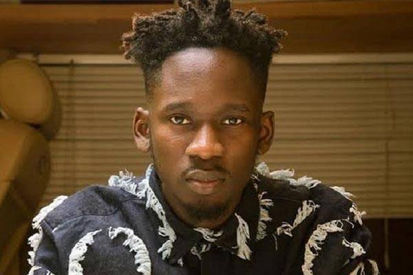 Mr Eazi Asks His Fans To Buy His Album “Oh My Gawd” So He Can Buy This Ferrari
