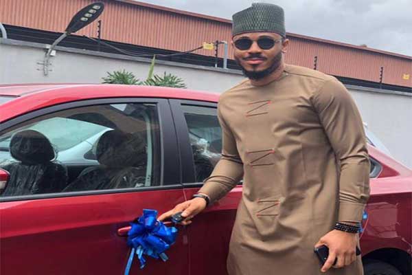 Ozo Of BBnaija Officially Receives His Car Gift From Innoson