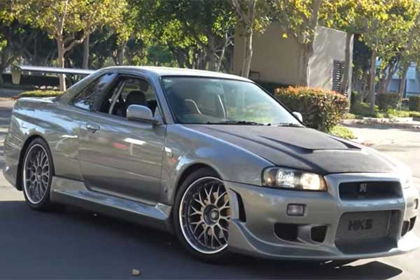 Nissan Skyline GTR Owned By Paul Walker Costs As Much As A Phantom