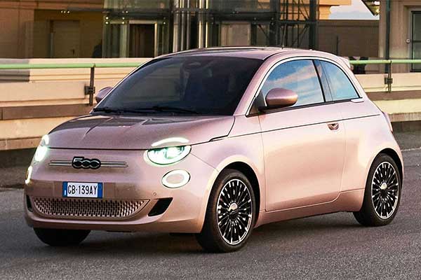 Fiat Launches 3+1 Door 500 Mini Electric Hatchback Vehicle (Photos) Page 1  of 0