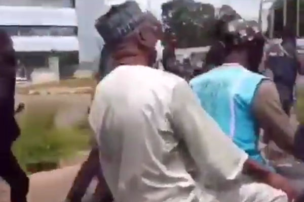 #ENDSARS: Kwara State Governor Spotted On Okada From Govt. House To Poljoshice HQ (Video)Autojosh