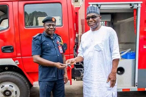 Innoson Delivers Fire Fighting Truck To Kwara State Government