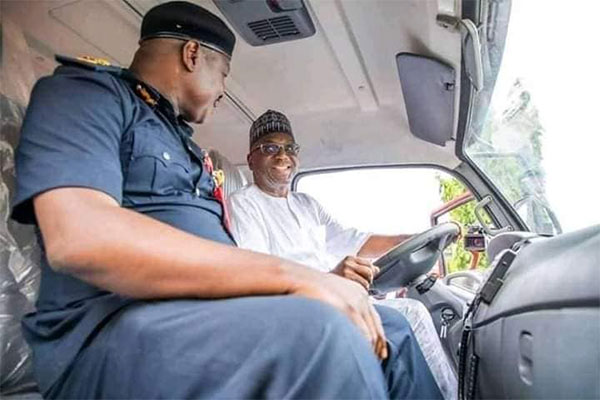 Innoson Delivers Fire Fighting Truck To Kwara State Government