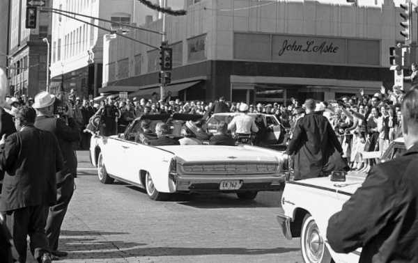 1963 Lincoln “Limo One” that carried John F Kennedy 'JFK' the day he was assassinated just sold at auction-autojosh