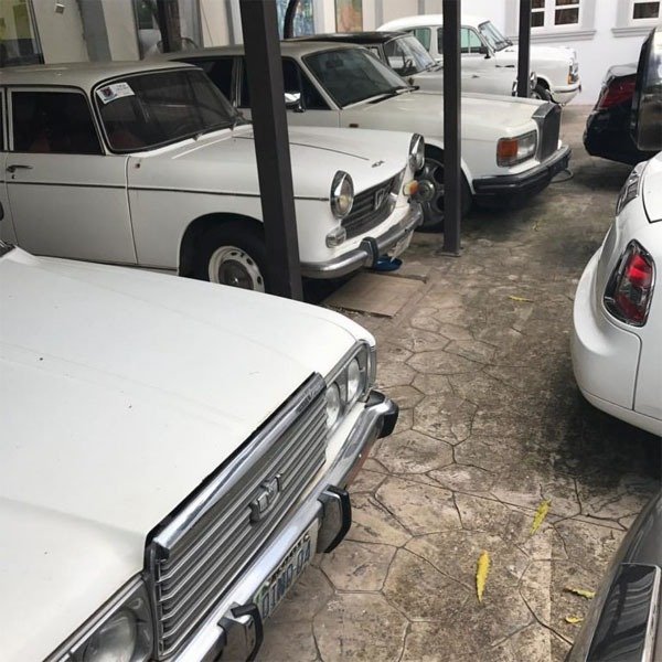 Reactions After Dino Melaye Shared A Picture Of His Garage That Used To House His Rolls-Royces, Bentleys, Lamborghinis - autojosh 