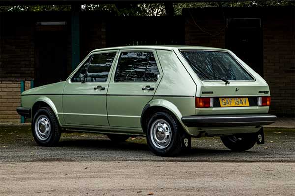 40 Years Old VW Golf MK1 Has Just 735 Miles On The Clock
