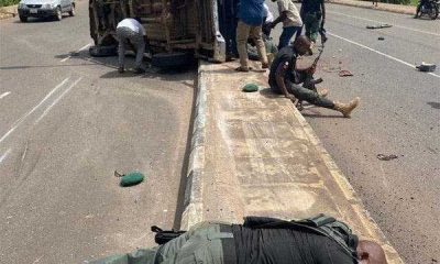 Two policemen dead, 8 injured as an overspeeding police Hilux van crashed in Ondo State-autojosh