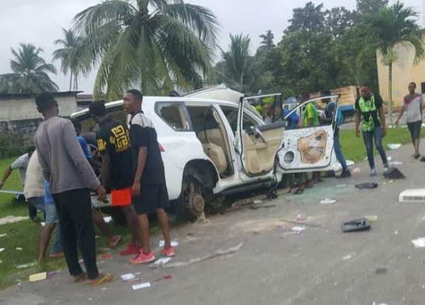 vandals attack United Nations (UN) Calabar office, strips down all its vehicles-autojosh