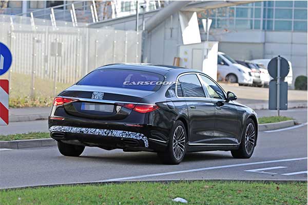 2021 Mercedes-Maybach S-Class Spotted With Less Camo