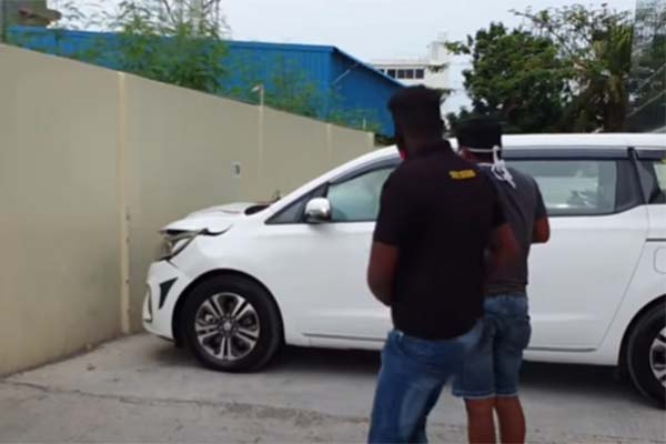 Watch How This Brand New Kia Carnival Minivan Was Slammed On The Showroom Wall By The Driver ( Video/Photo)