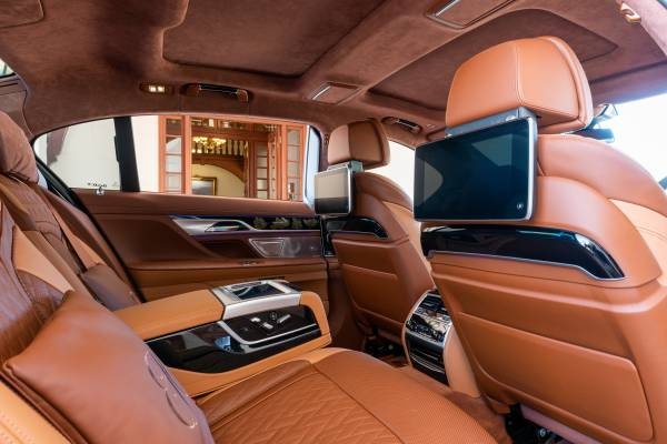One-off BMW 7 Series Becomes Luxury Hotel Shuttle For "Ellerman House" In South Africa - autojosh 