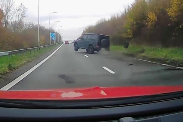 Arsenal Star Joe Willock Crashes Mercedes G-Wagon After Loosing Control Of His Speeding SUV - autojosh