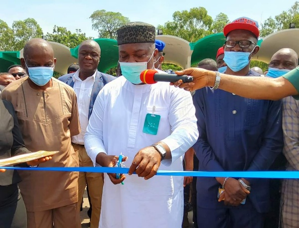 Enugu State Gov. Ugwuanyi Launches IVM Cruise In Grand Style - AutoJosh 