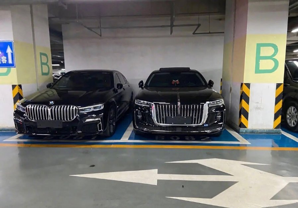China's Hongqi H9 VS German's BMW 7-Series, Who Wears The Front Grille Better - autojosh 