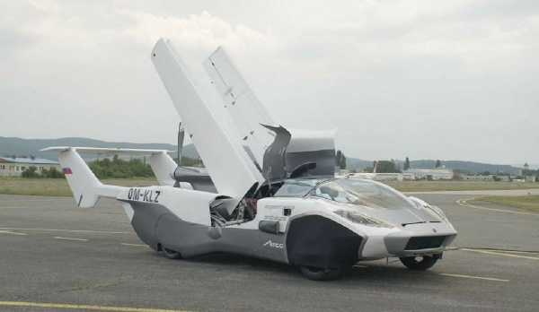 AirCar, Sports Car That Turns Into Plane In 3-Mins, Completes Maiden Test Flight - autojosh 